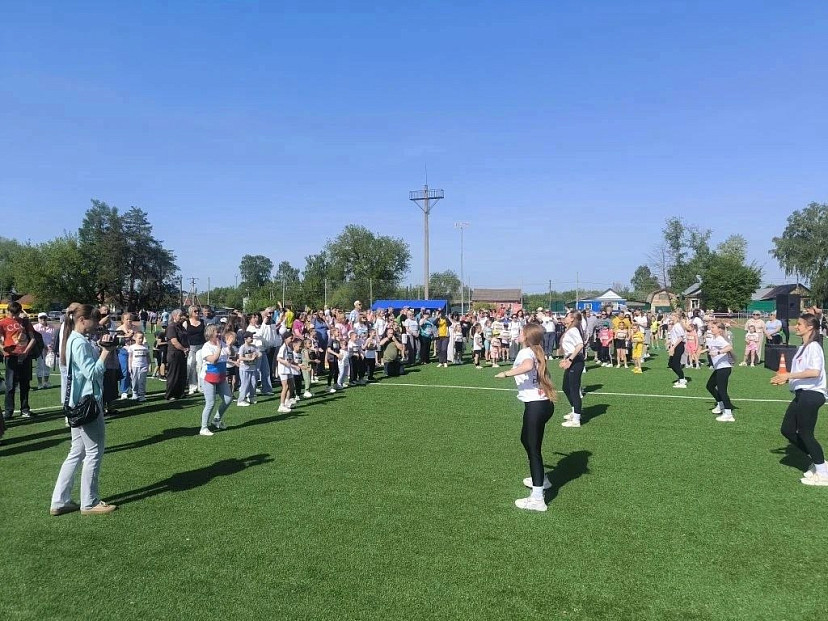 Олимпийские чемпионки провели зарядку для участников саратовского забега